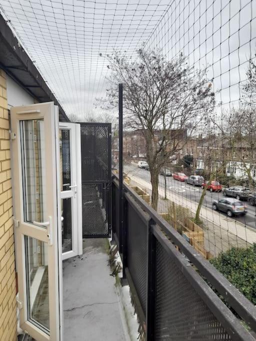 Wilmot Close London Exterior foto