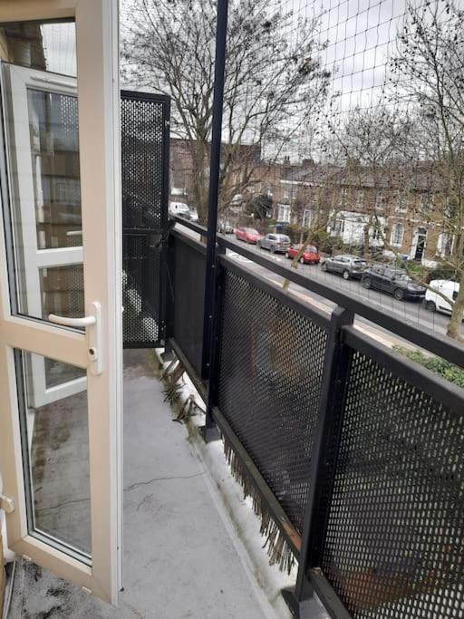 Wilmot Close London Exterior foto